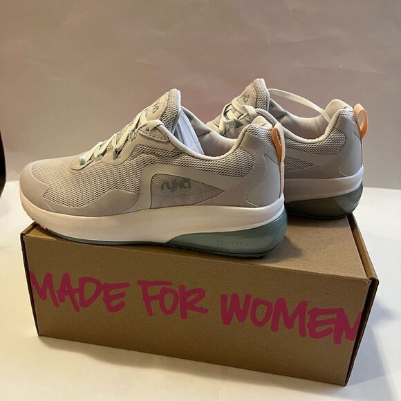 Ryka Go For It Women's Sneakers size 7.5 - Picture 2 of 8